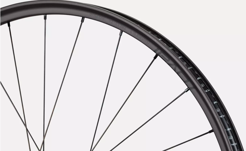 Roval Traverse SL II 350 6B 29in Front Wheel in Carbon/Black-4